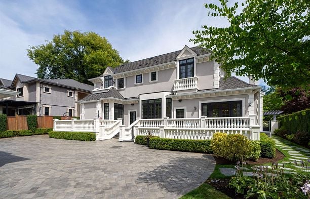 8083 Angus Drive S.W. Marine