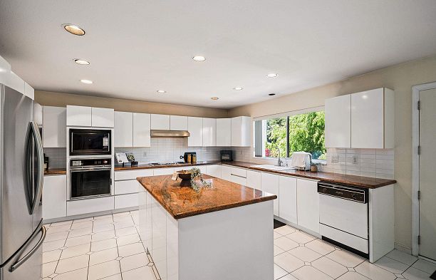 455 W 26th Avenue Cambie