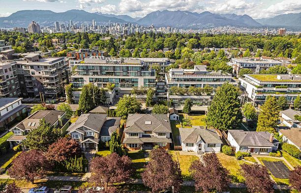 455 W 26th Avenue Cambie