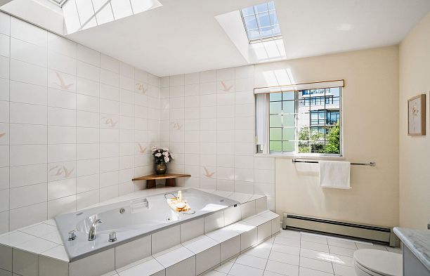 455 W 26th Avenue Cambie