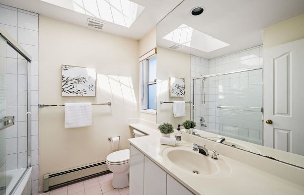 455 W 26th Avenue Cambie