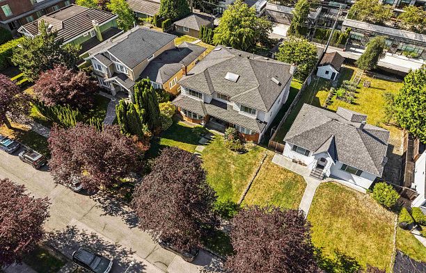 455 W 26th Avenue Cambie