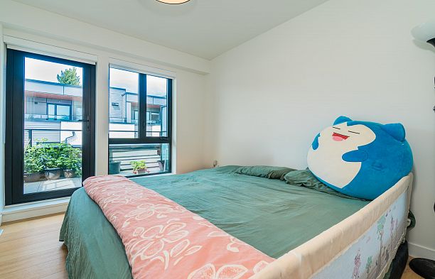 12 6778 Oak Street South Cambie