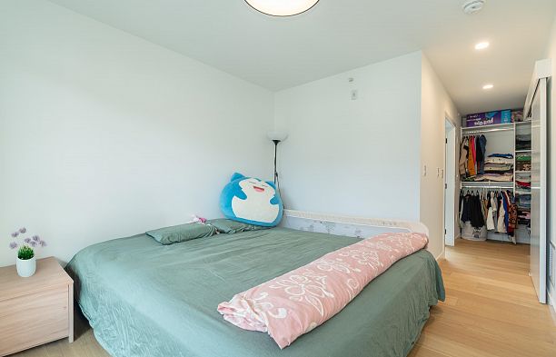 12 6778 Oak Street South Cambie