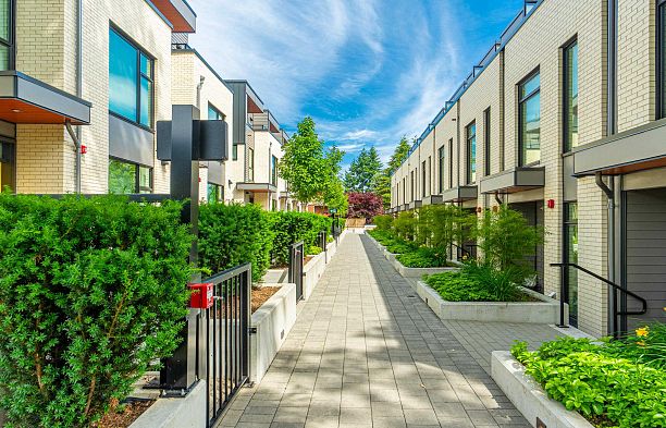 12 6778 Oak Street South Cambie
