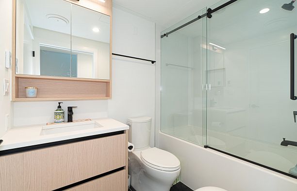 12 6778 Oak Street South Cambie