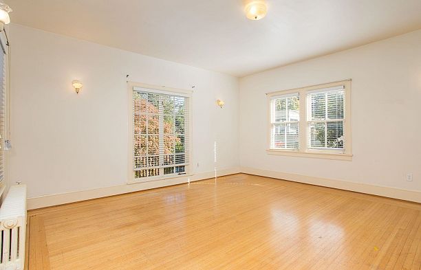 1850 SW Marine Drive Southlands