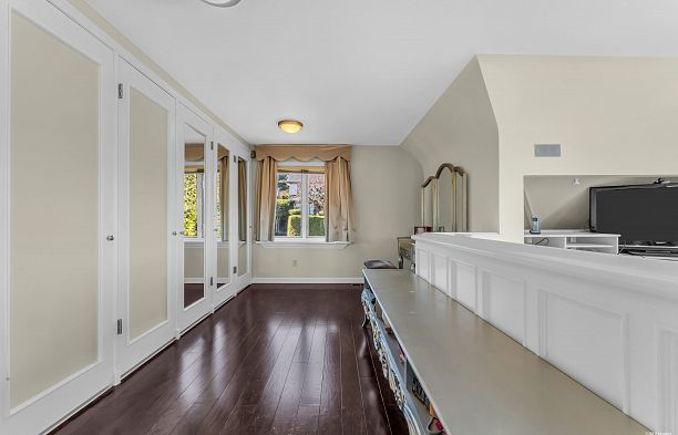 4389 Locarno Crescent Point Grey