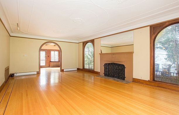 1850 SW Marine Drive Southlands