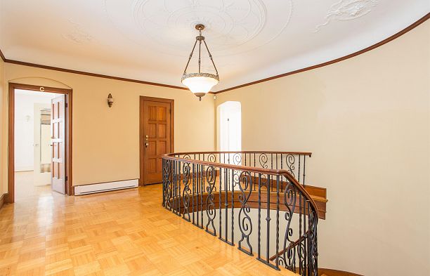 1850 SW Marine Drive Southlands