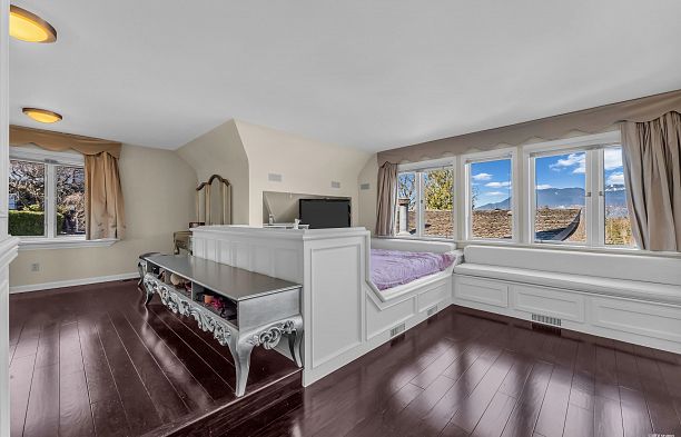 4389 Locarno Crescent Point Grey