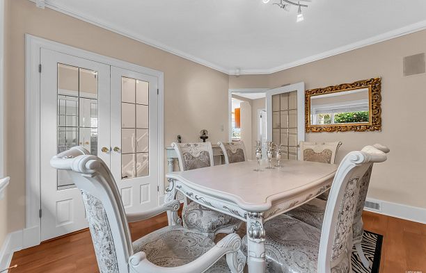 4389 Locarno Crescent Point Grey