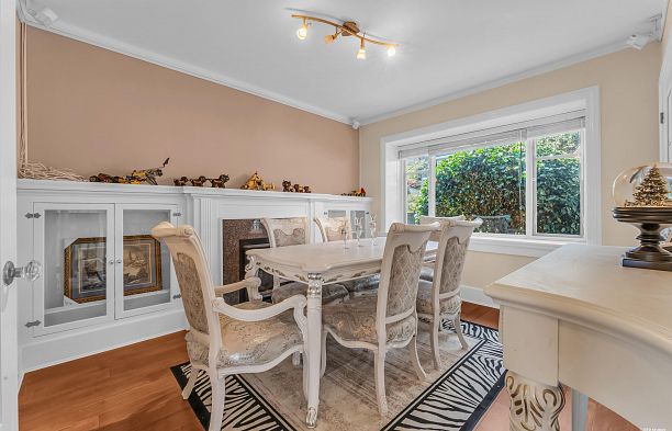 4389 Locarno Crescent Point Grey