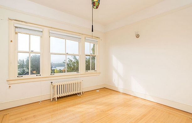 1850 SW Marine Drive Southlands