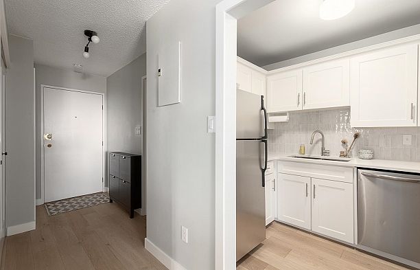 206 1260 W 10th Avenue Fairview VW