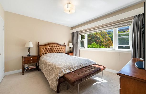 7375 Laburnum Street S.W. Marine
