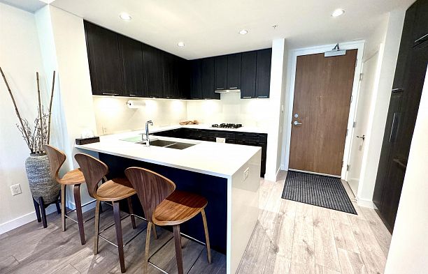 106 6633 Cambie Street South Cambie