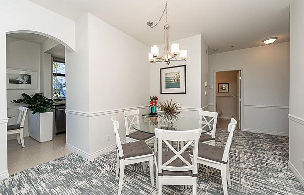 307 588 W 45th Avenue Oakridge VW