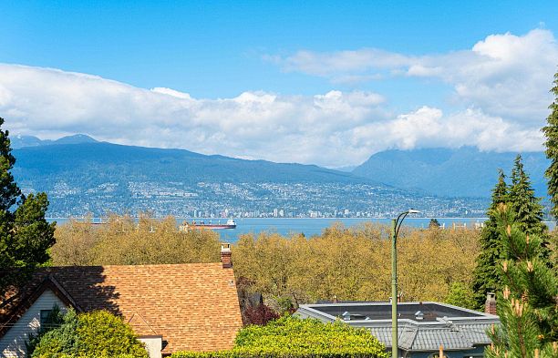 3974 W 10th Avenue Point Grey
