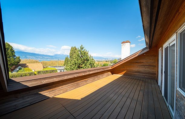 3974 W 10th Avenue Point Grey