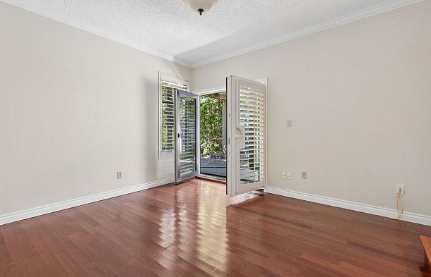 6597 Pinehurst Drive South Cambie