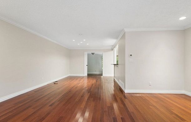 6597 Pinehurst Drive South Cambie