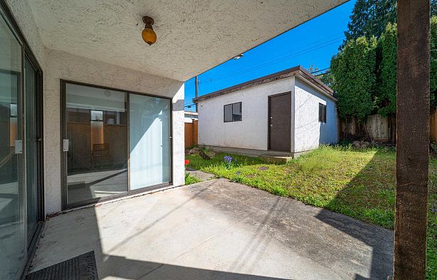 3974 W 10th Avenue Point Grey