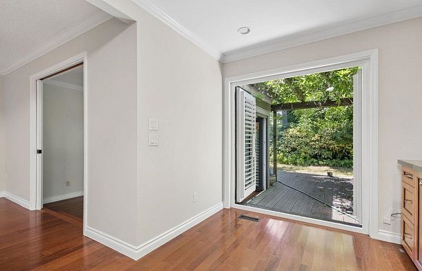 6597 Pinehurst Drive South Cambie