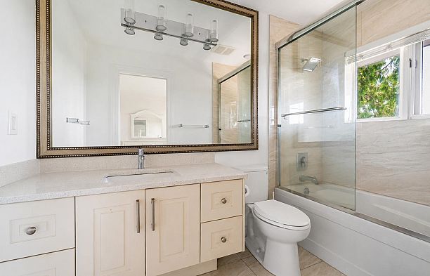 2408 SW Marine Drive Southlands