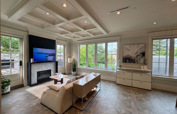 4281 Pine Crescent Shaughnessy