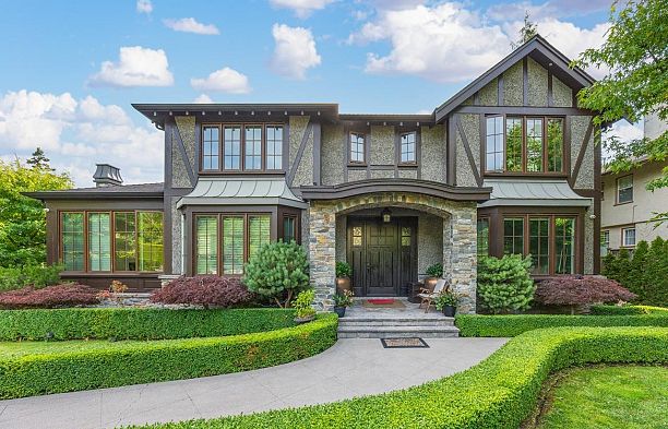4281 Pine Crescent Shaughnessy