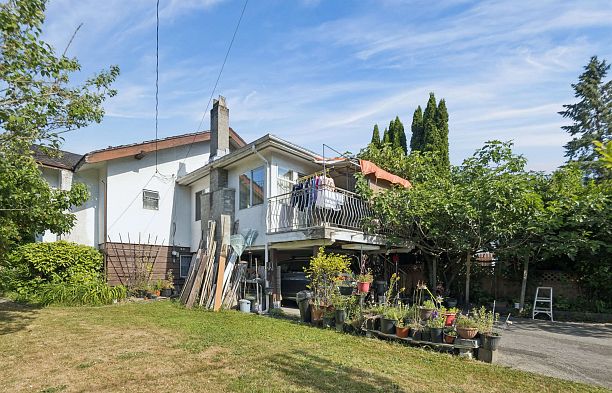 3707 Arbutus Street Arbutus