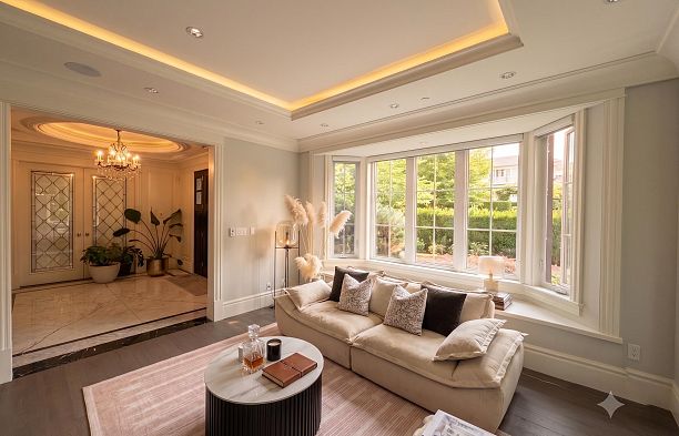 4281 Pine Crescent Shaughnessy