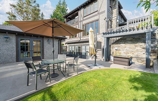 4281 Pine Crescent Shaughnessy