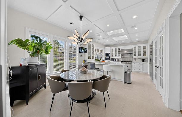 2599 W 36th Avenue MacKenzie Heights