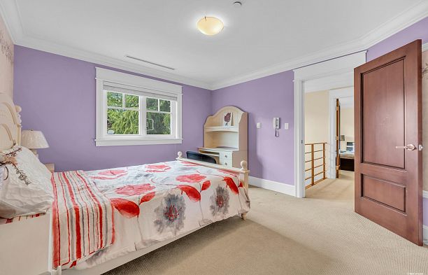 6562 Fremlin Street South Cambie