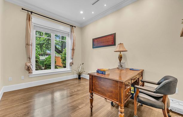 6562 Fremlin Street South Cambie