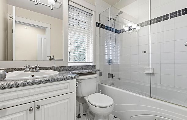 4188 Balaclava Street MacKenzie Heights