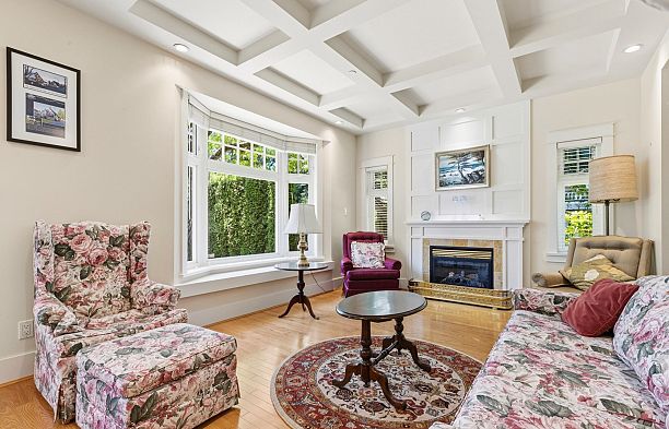 4188 Balaclava Street MacKenzie Heights