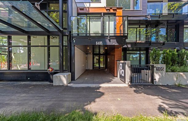 202 6485 Manitoba Street Oakridge VW