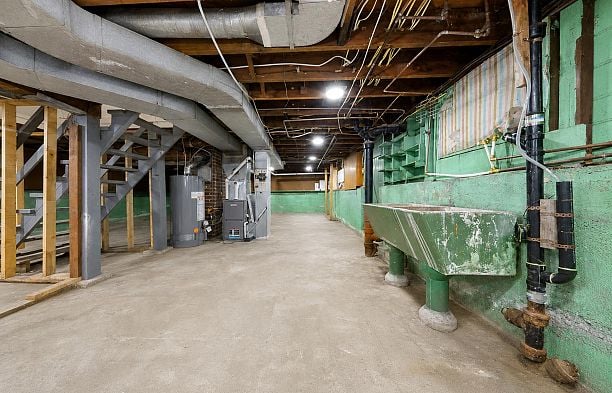 1225 W 26th Avenue Shaughnessy