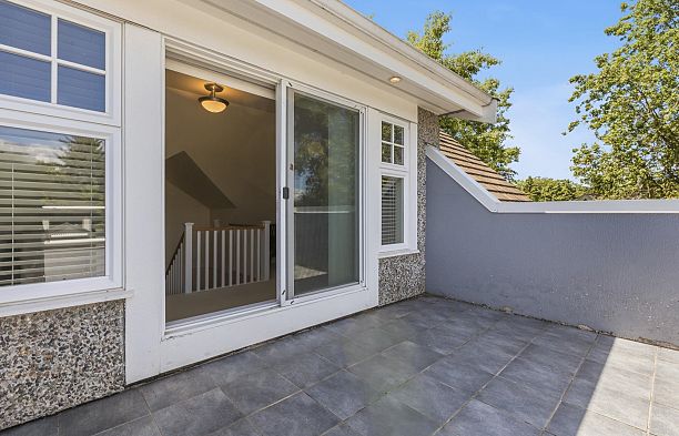4188 Balaclava Street MacKenzie Heights