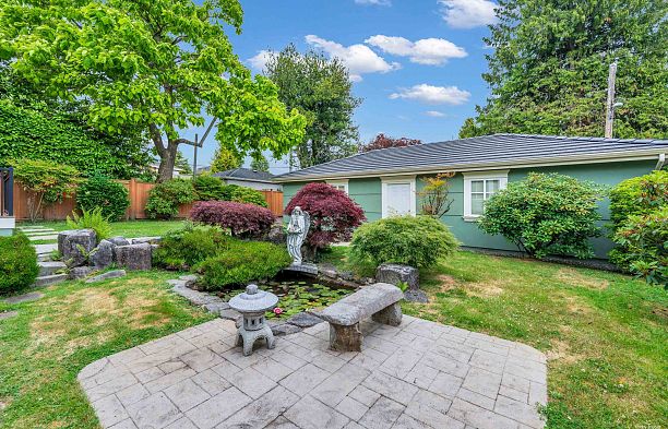 6562 Fremlin Street South Cambie
