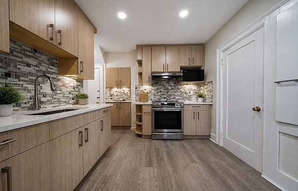 1225 W 26th Avenue Shaughnessy