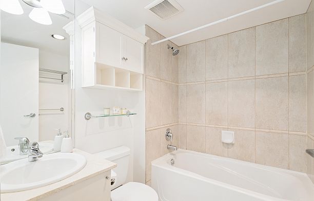 903 1328 W Pender Street Coal Harbour