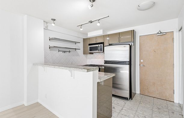 903 1328 W Pender Street Coal Harbour