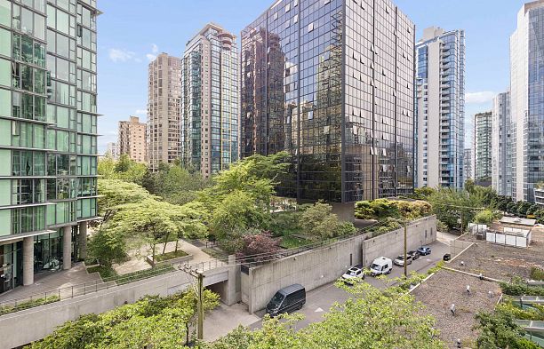 903 1328 W Pender Street Coal Harbour