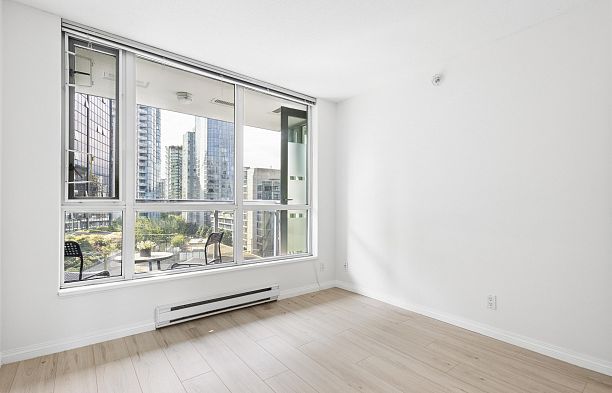 903 1328 W Pender Street Coal Harbour