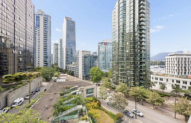 903 1328 W Pender Street Coal Harbour