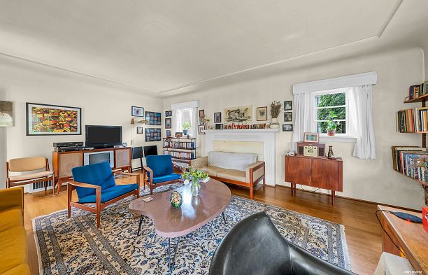 2245 W 22nd Avenue Arbutus